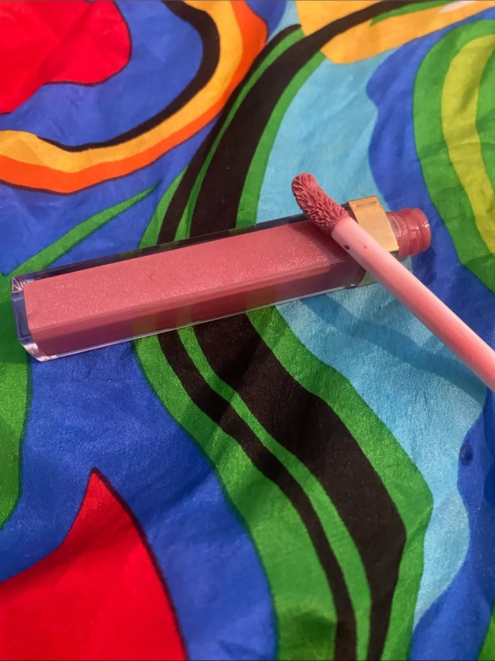 Chanel 👄 gloss. Pretty color not in box but brand new 💕